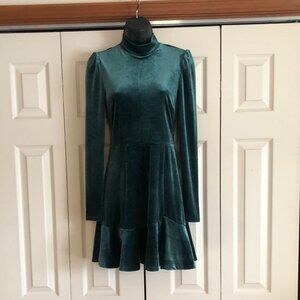 NWT Forever 21 Kelly Green Velour Long-sleeved Dress Sz XS